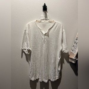 Banana Republic Vintage T